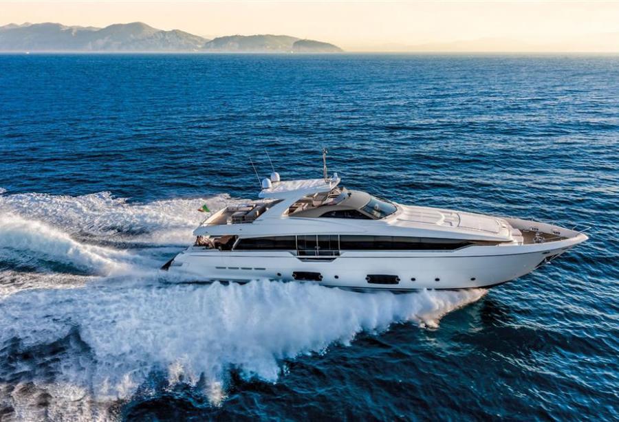 Motor Yacht Queen B - Ferretti - Yacht Harbour