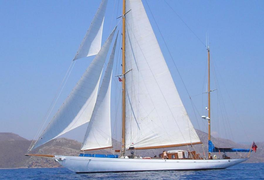 saharet sailing yacht