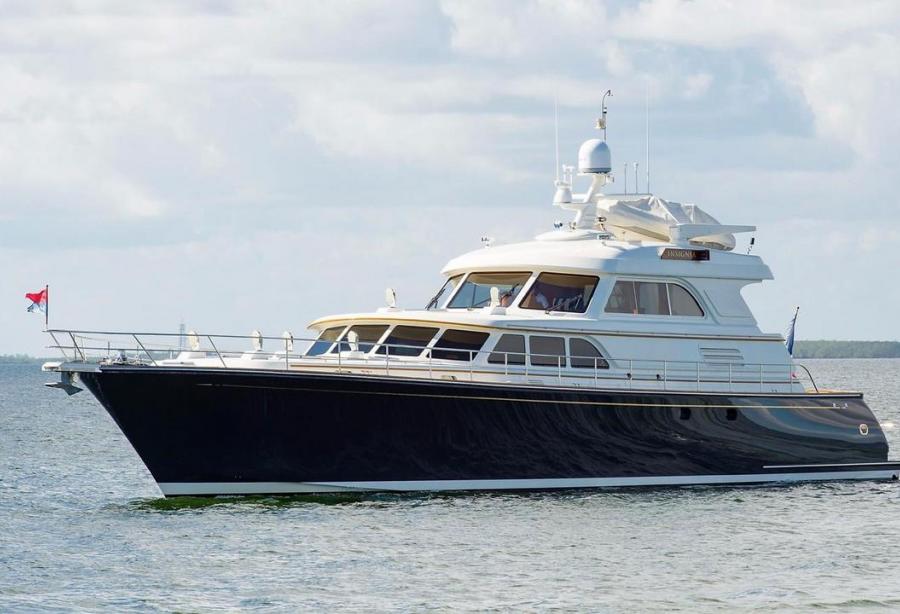 motor yacht insignia for sale