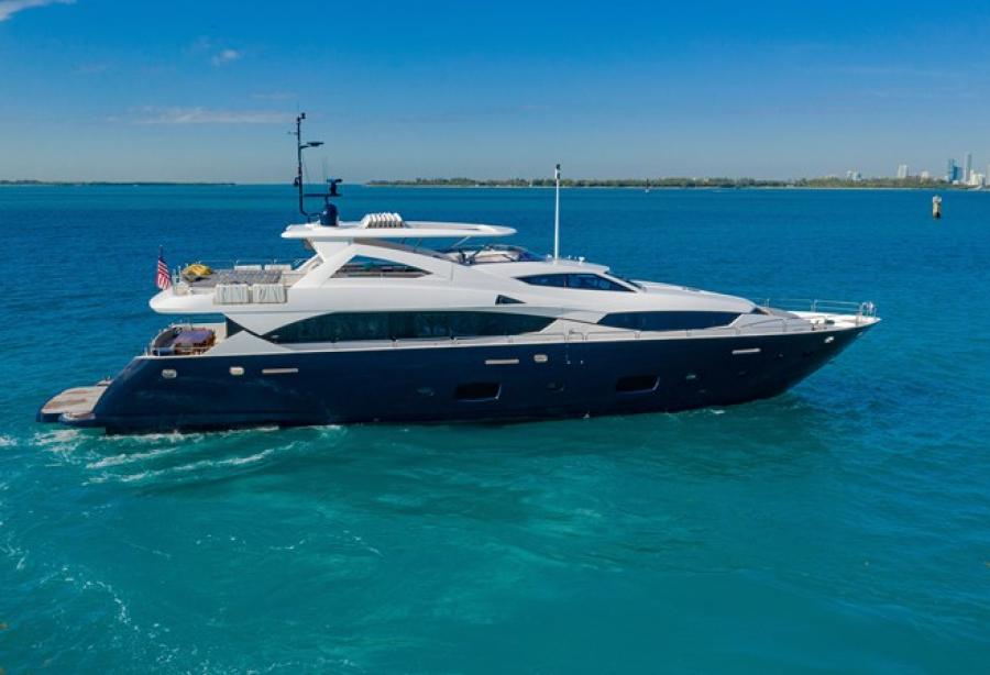 Motor Yacht Useless Sunseeker 34m Sunseeker Yacht Harbour