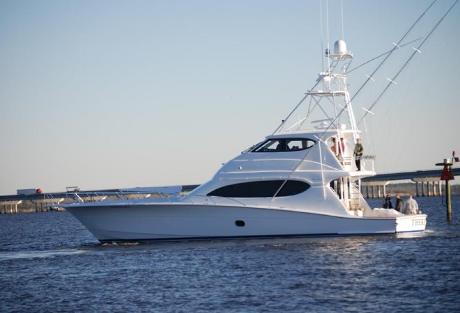 Motor yacht Therapy - Hatteras - Yacht Harbour