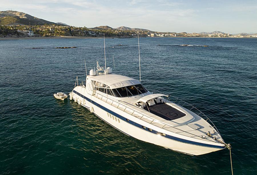 motor yacht hakuna matata