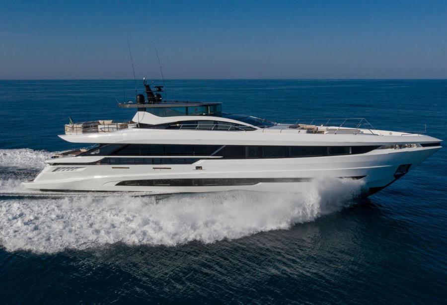 lady k yacht mangusta