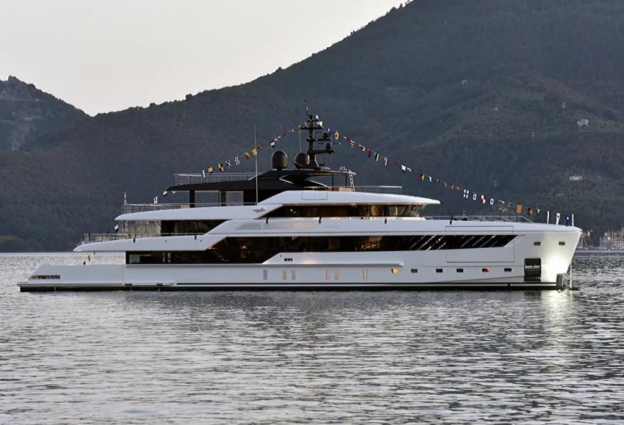 motor yacht almax