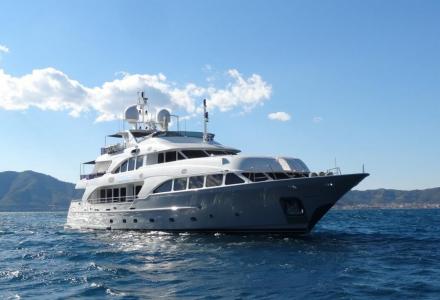yacht Quest R
