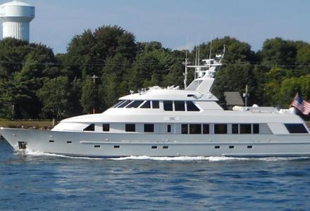 yacht Crescendo IV