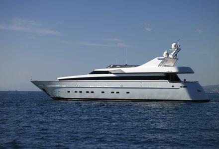 yacht Feligo V