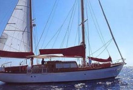 yacht Seconda Santa Lucia
