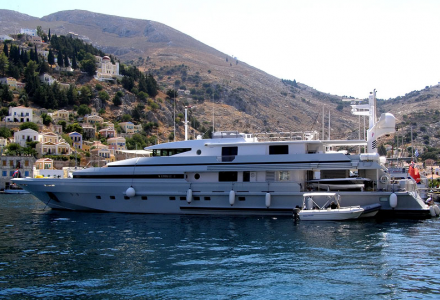 yacht Madiblue D