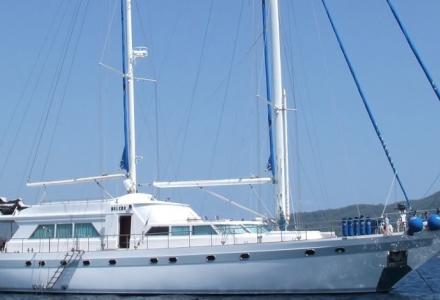yacht Bolero