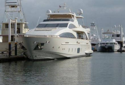 yacht Las Eugenias