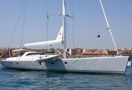 yacht Sindonemo