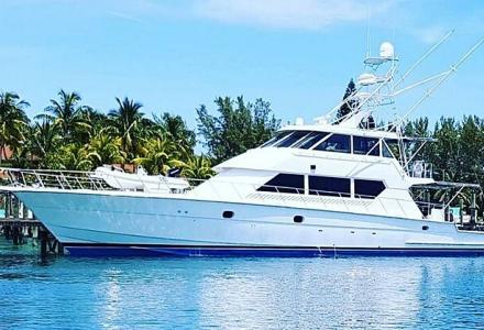 Motor yacht Maha - Hatteras - Yacht Harbour