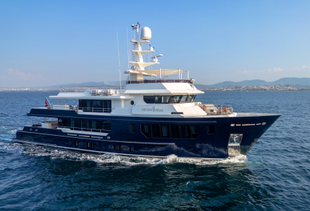yacht Seven Seas