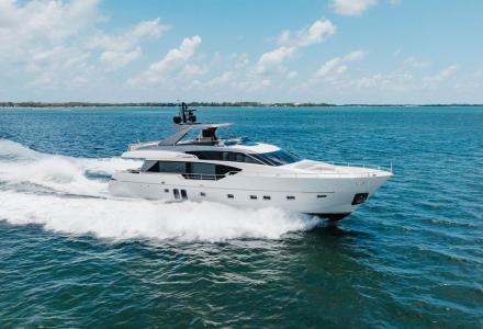 yacht Sasa