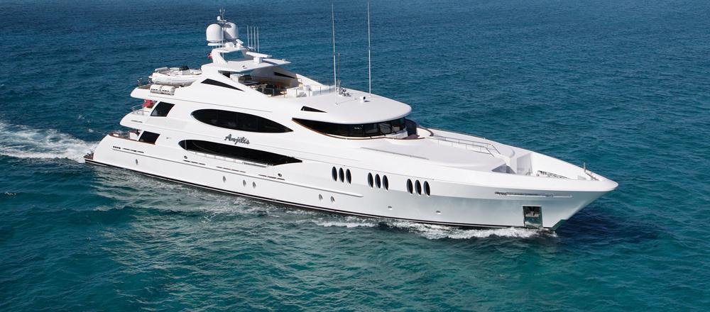 reef chief yacht price