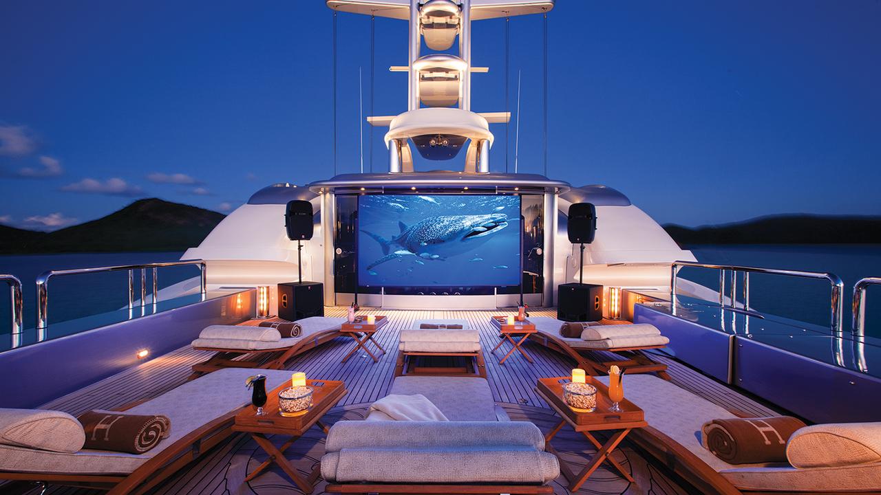 Top 8 outdoor cinemas on superyachts - Yacht Harbour