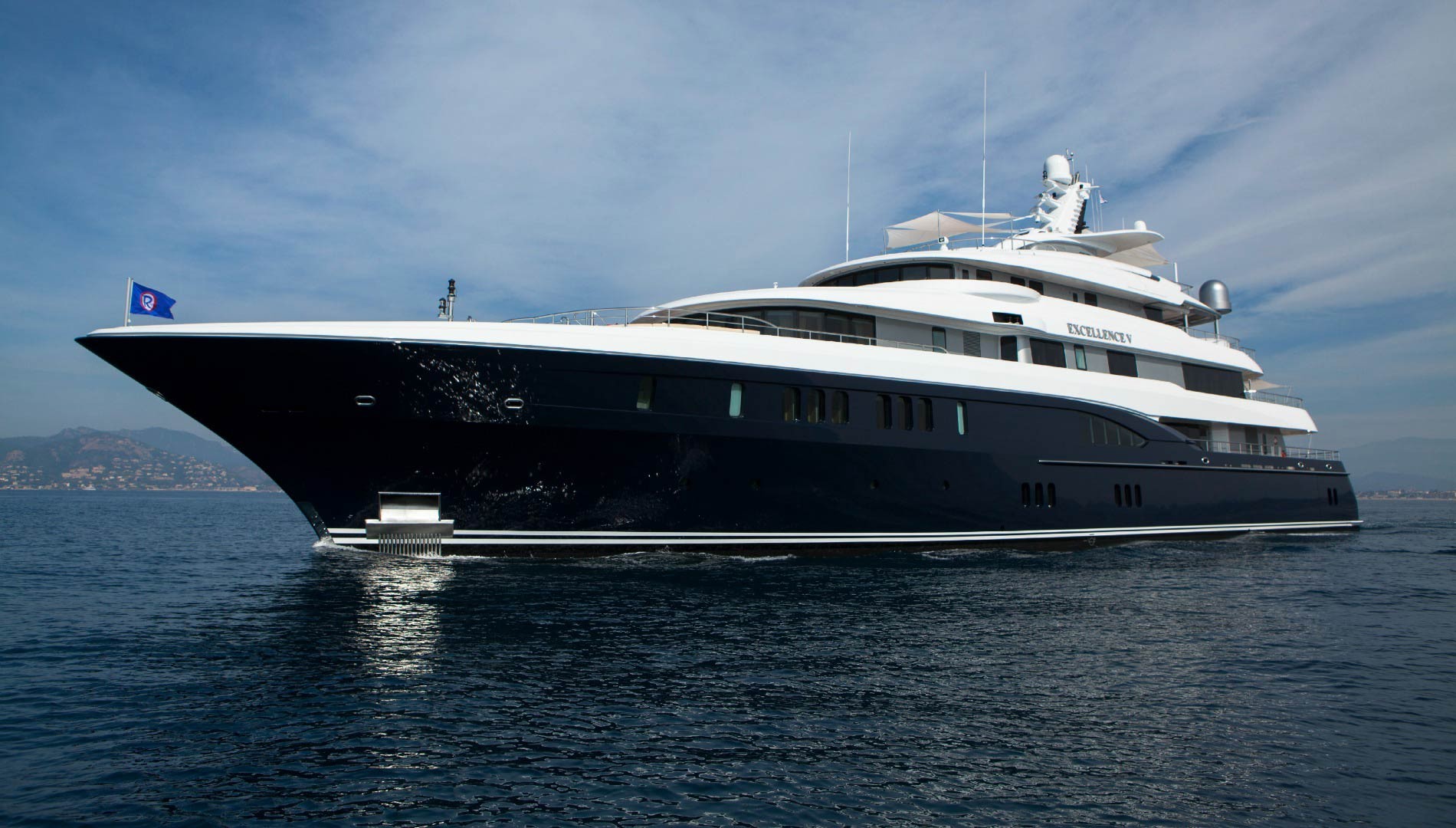 Billionaire Russians take over yacht scene in St. Barts