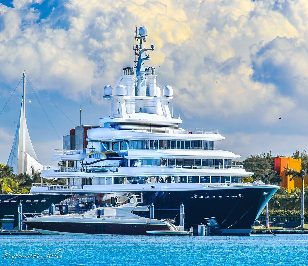 biggest yachts in miami