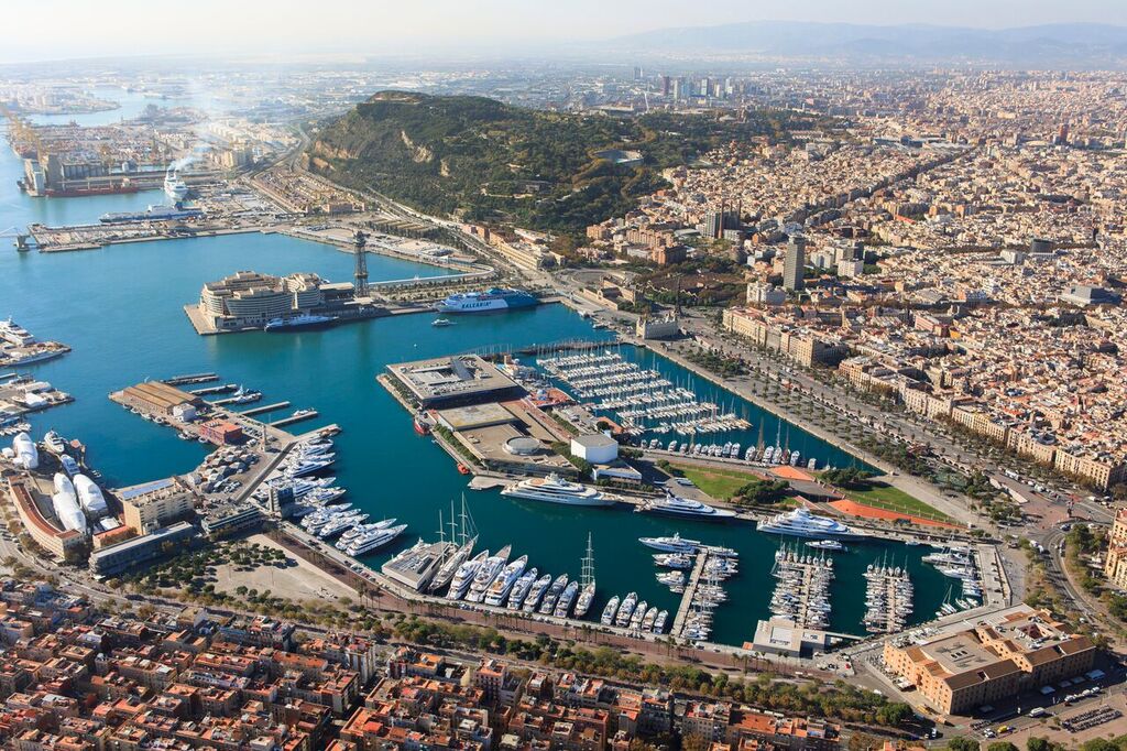 yacht harbour barcelona