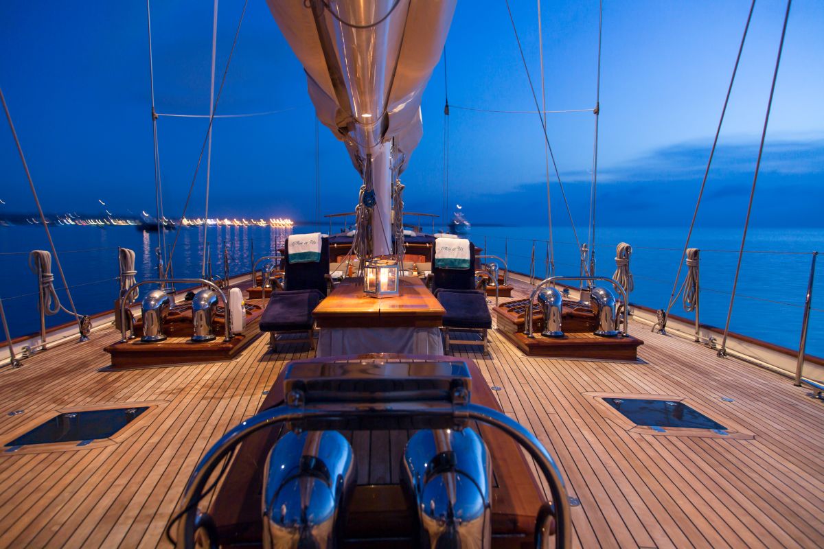 holland yacht rental