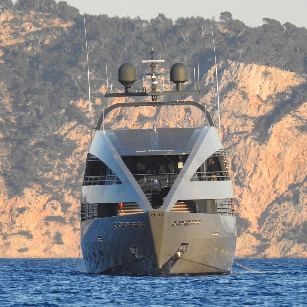 yacht a la ciotat