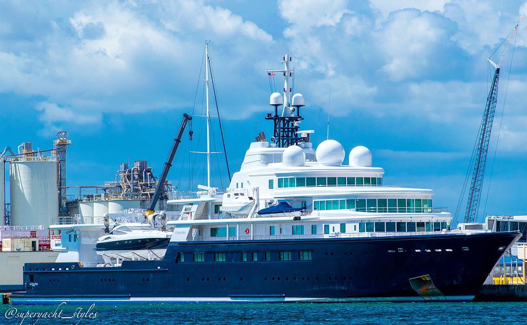 Le Grand Bleu Spotted In Fort Lauderdale Yacht Harbour