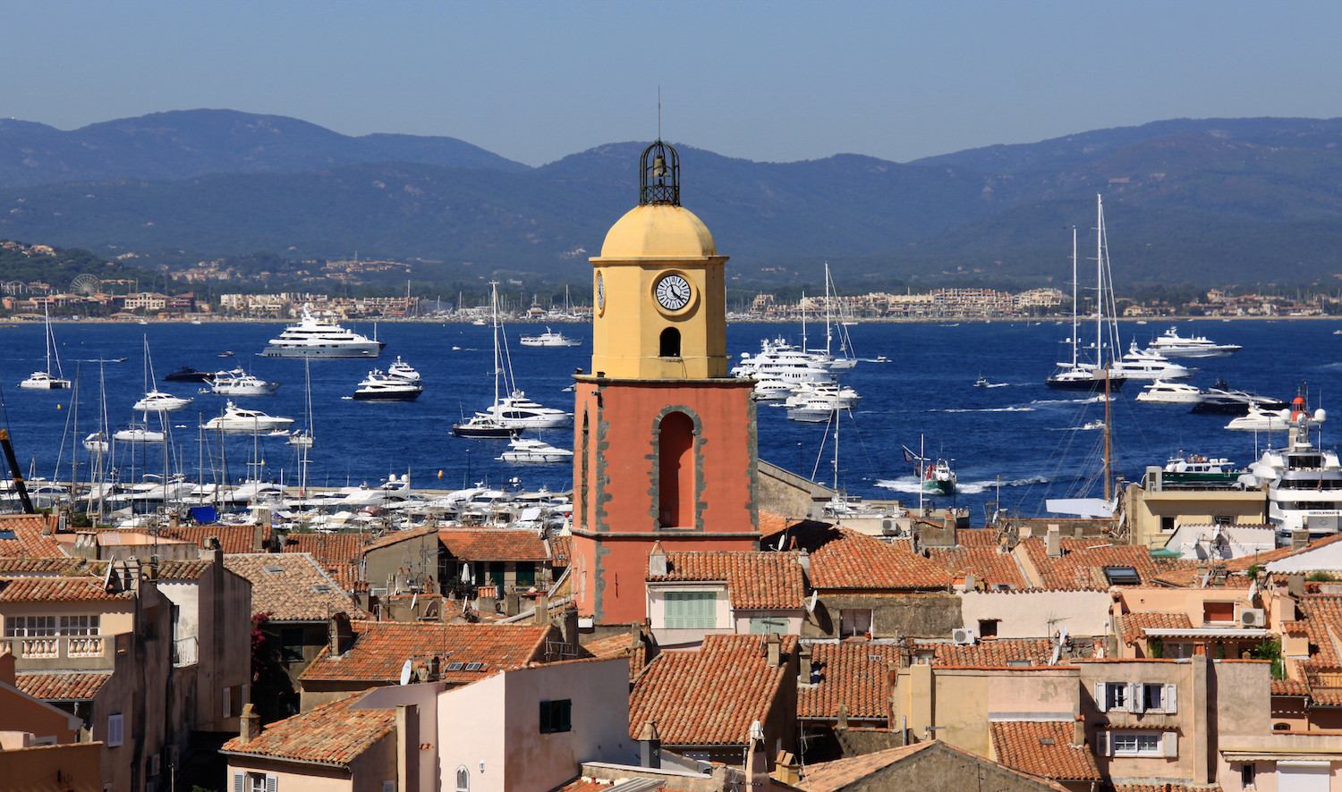 How to charter a yacht in St Tropez - Yacht Harbour
