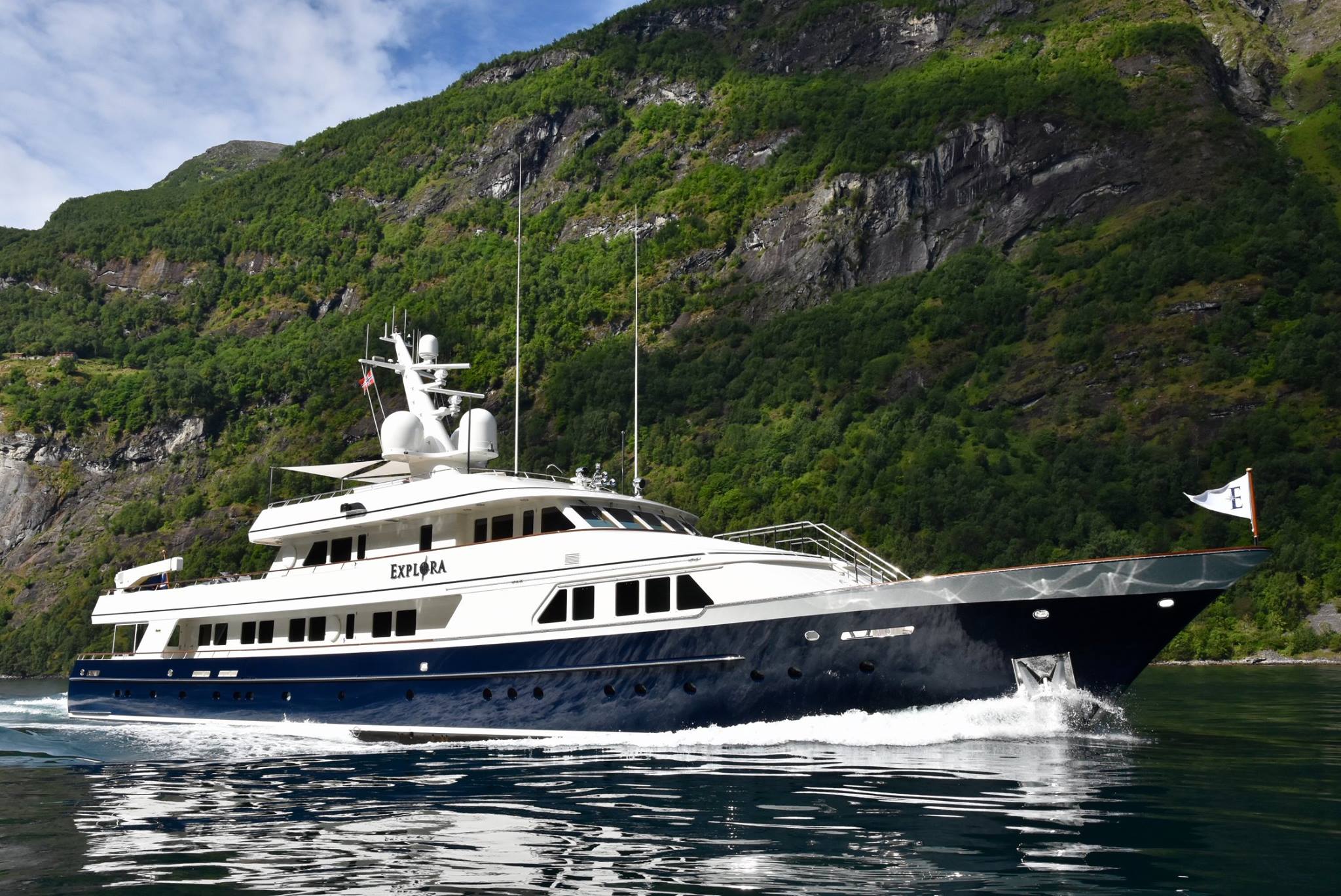luxury yacht norge