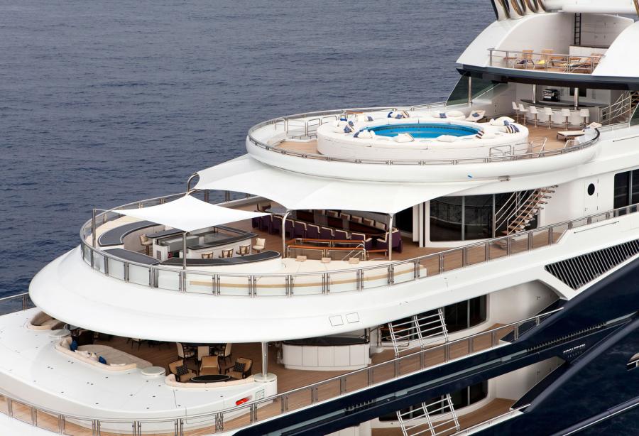 largest yacht in italy