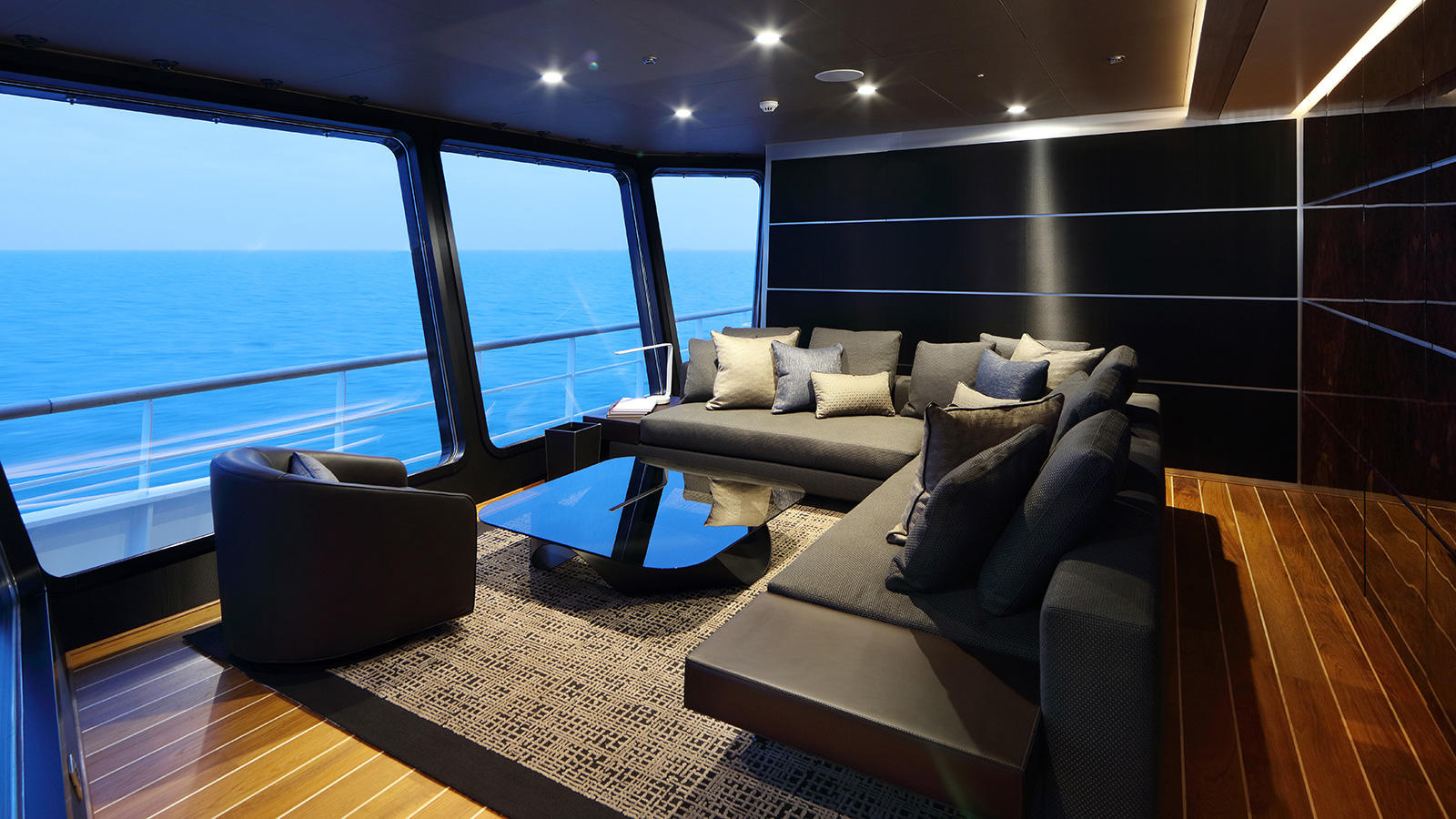 inside largest yachts