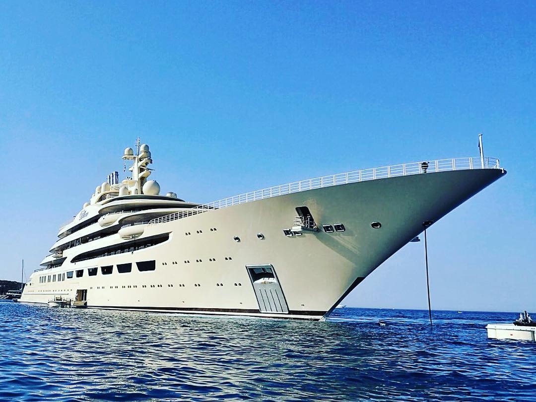 dilbar yacht standort