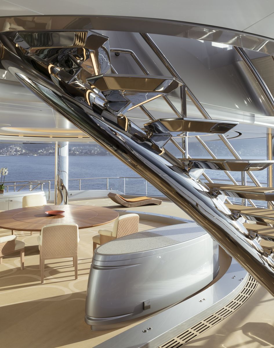 interior joe lewis yacht