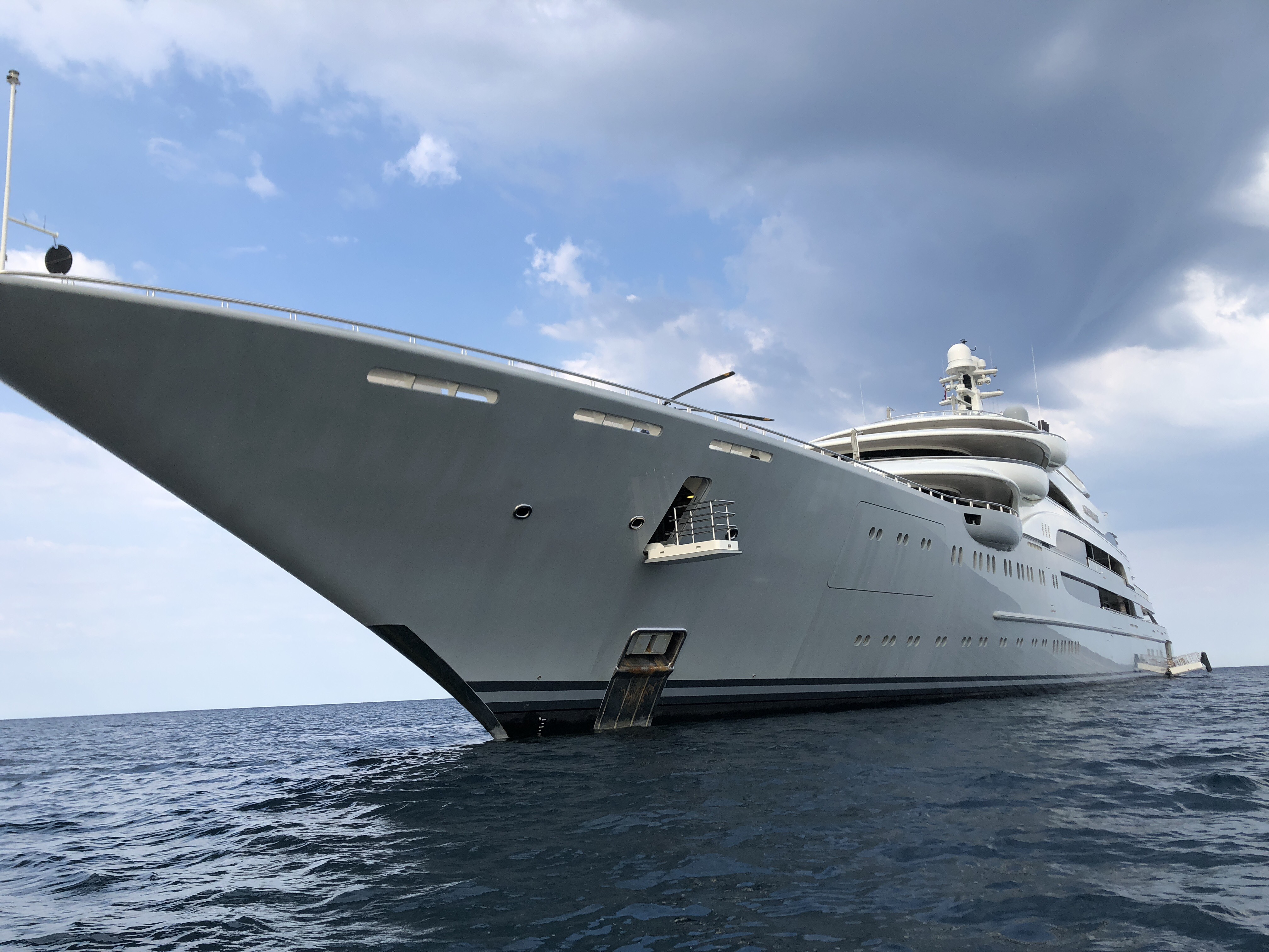 140m yacht ocean victory