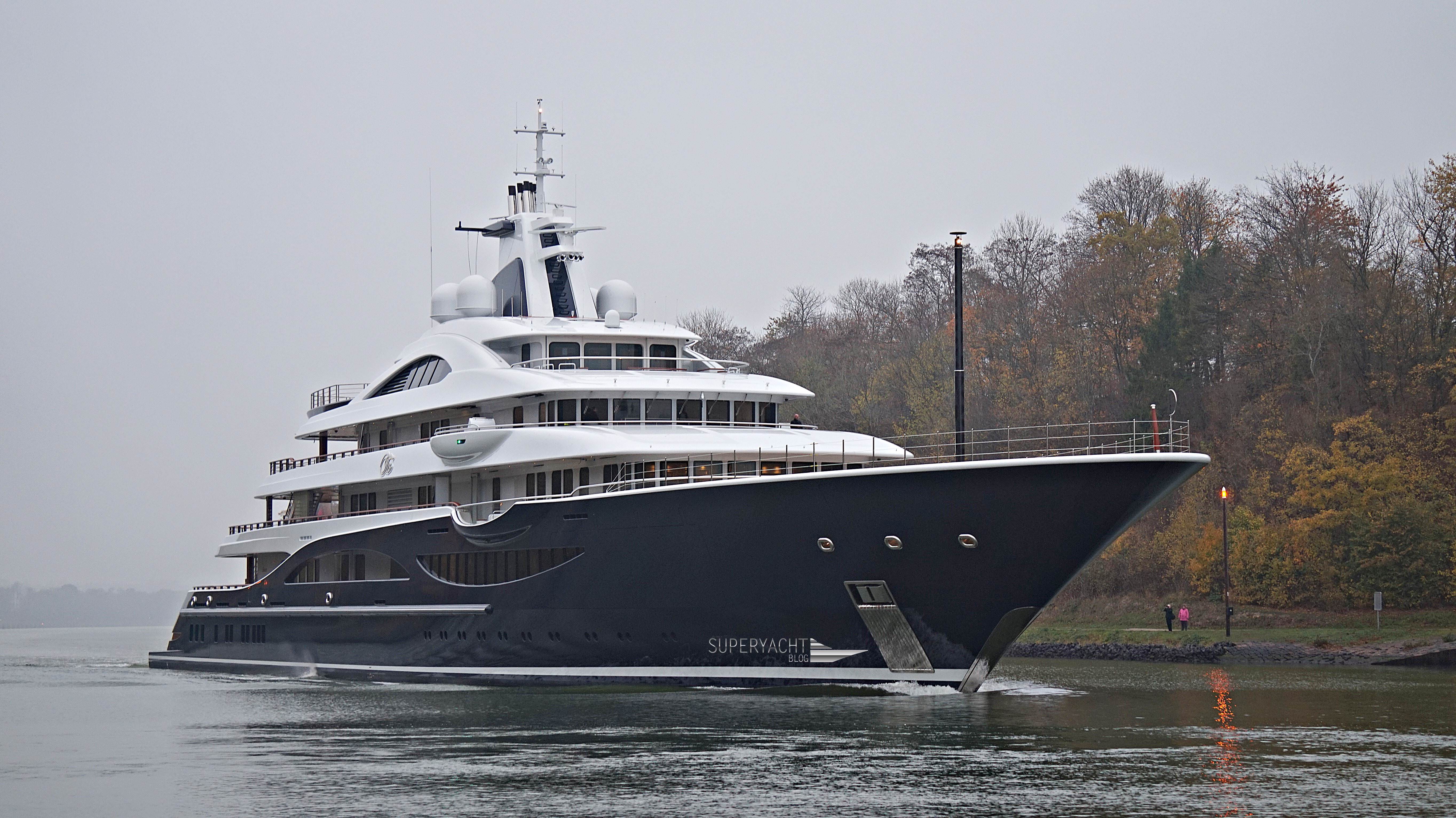 lurssen yacht tis