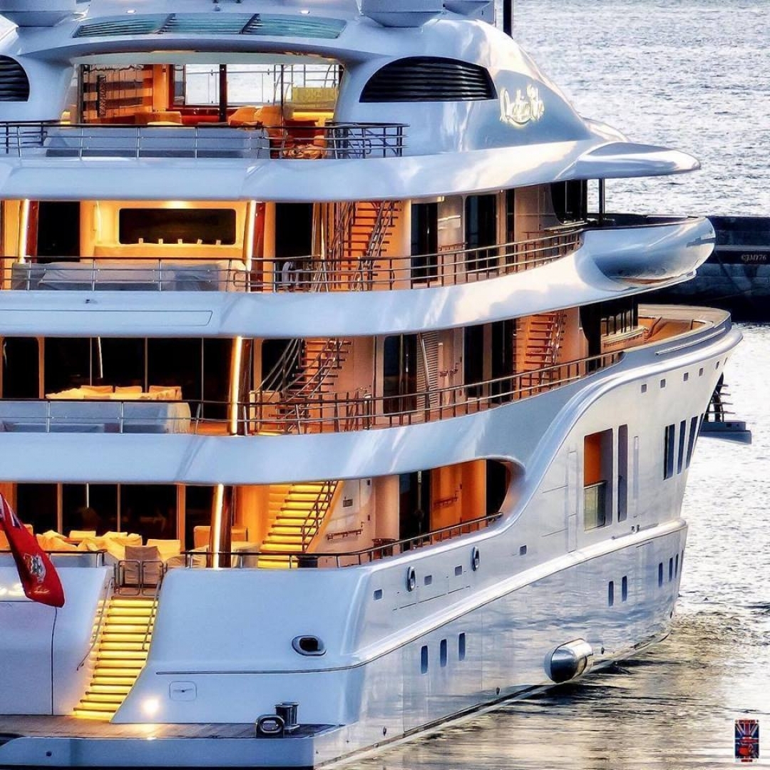 yacht instagram pictures