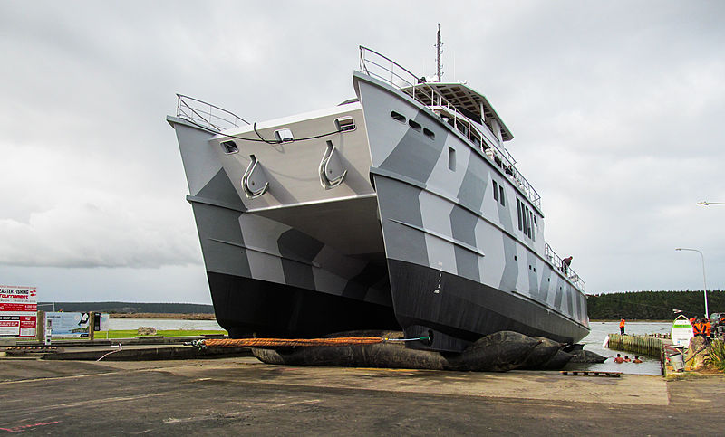 The 39.5 meter tri-deck catamaran The Beast is launched - Yacht Harbour