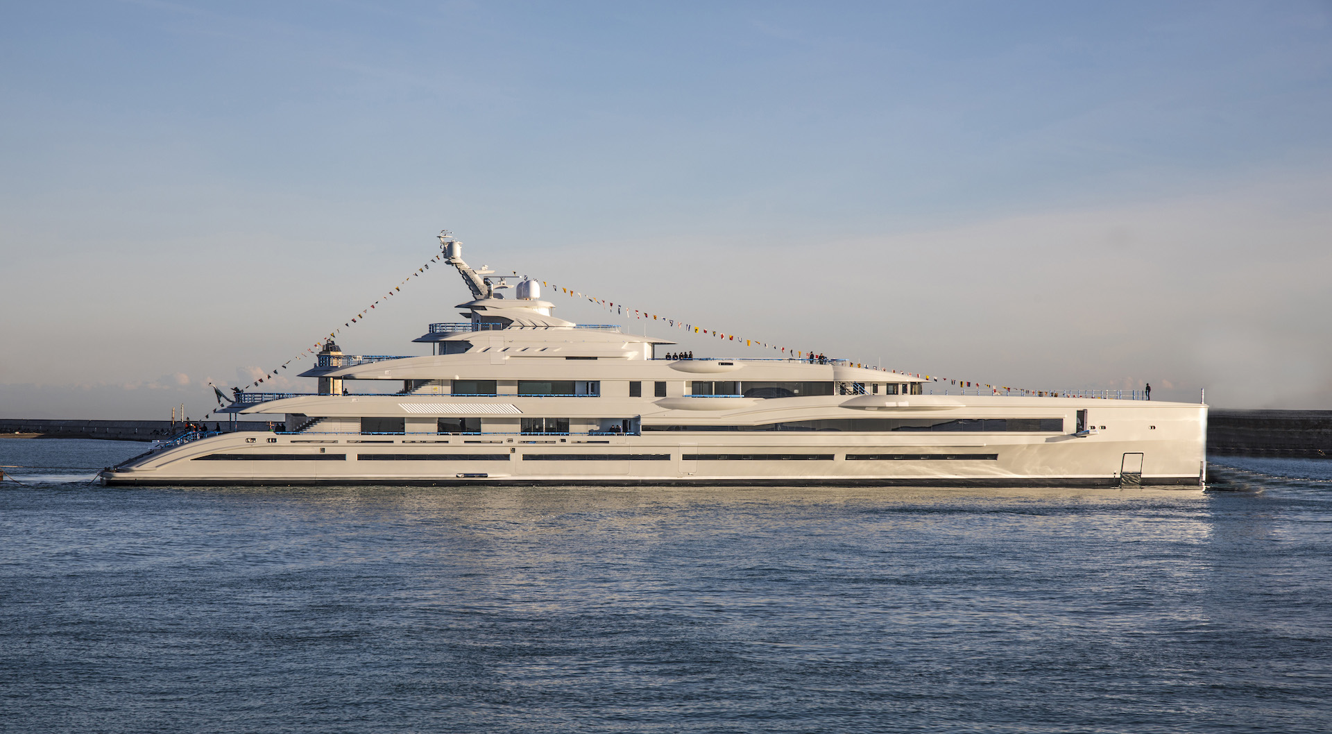 biggest yachts in the uk