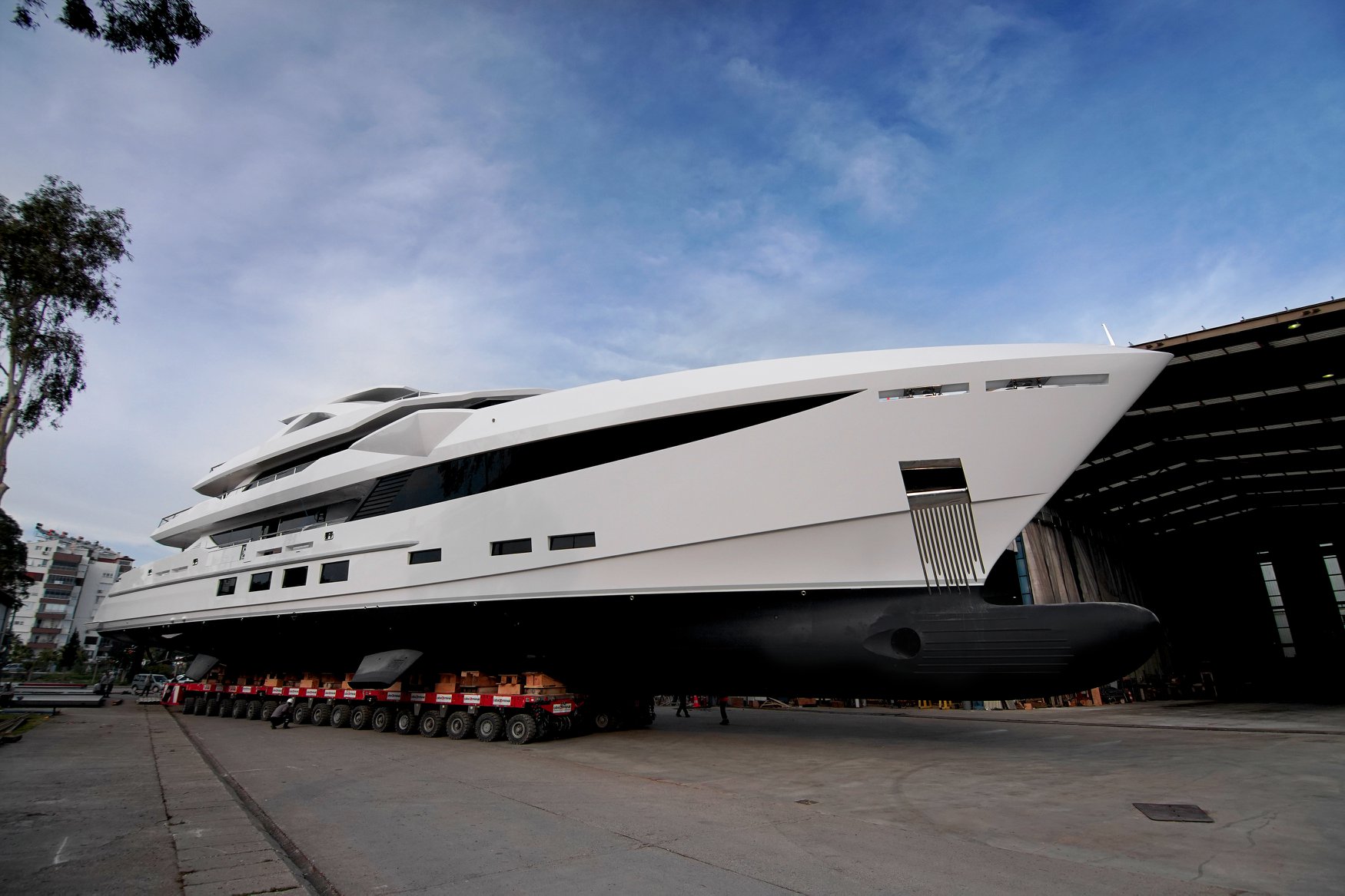 yacht builders europe