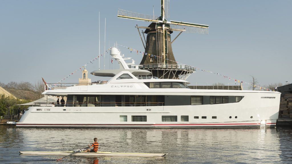36 m yacht