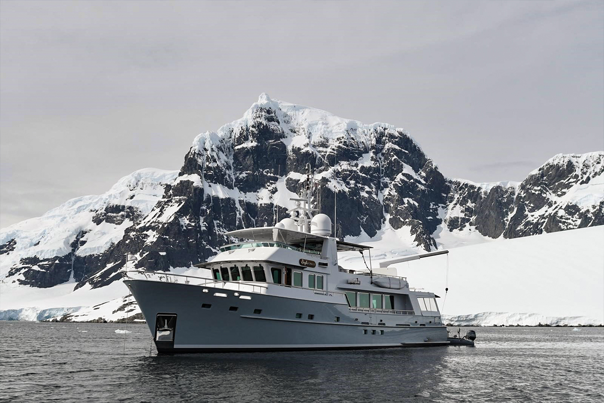 vripack explorer yachts