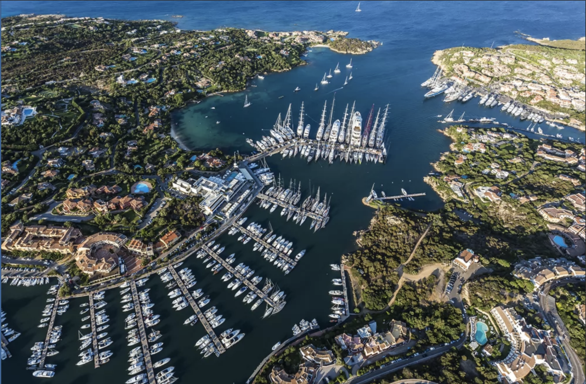 yacht club marina di porto cervo