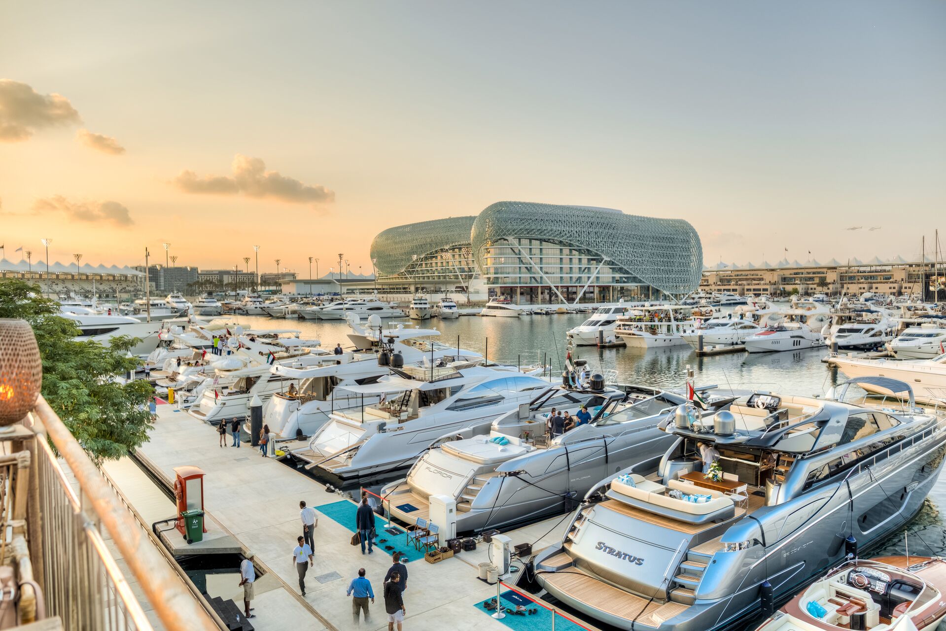 yas marina yacht f1