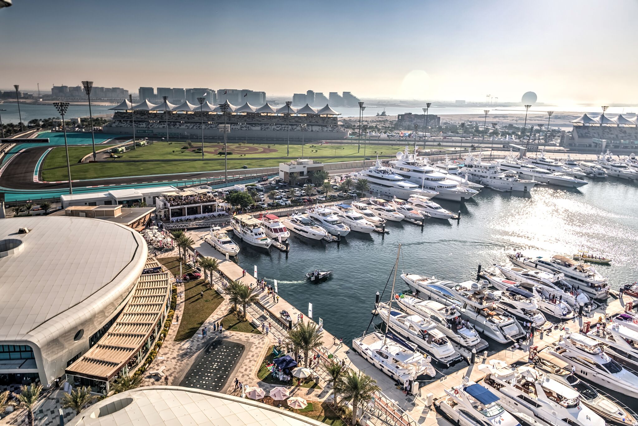 yas marina yacht f1