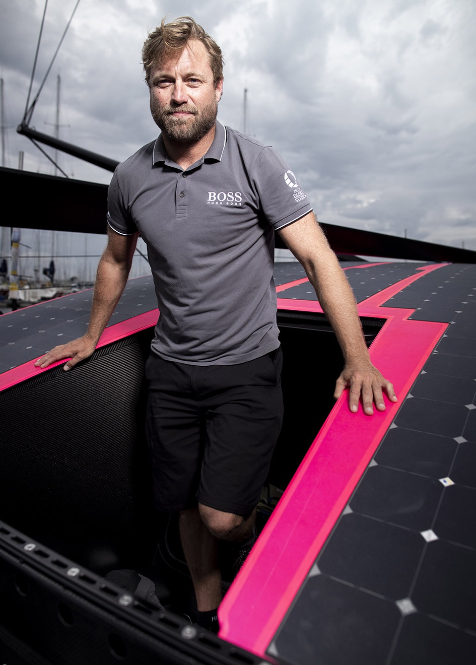 Hugo boss on sale imoca 60 yacht