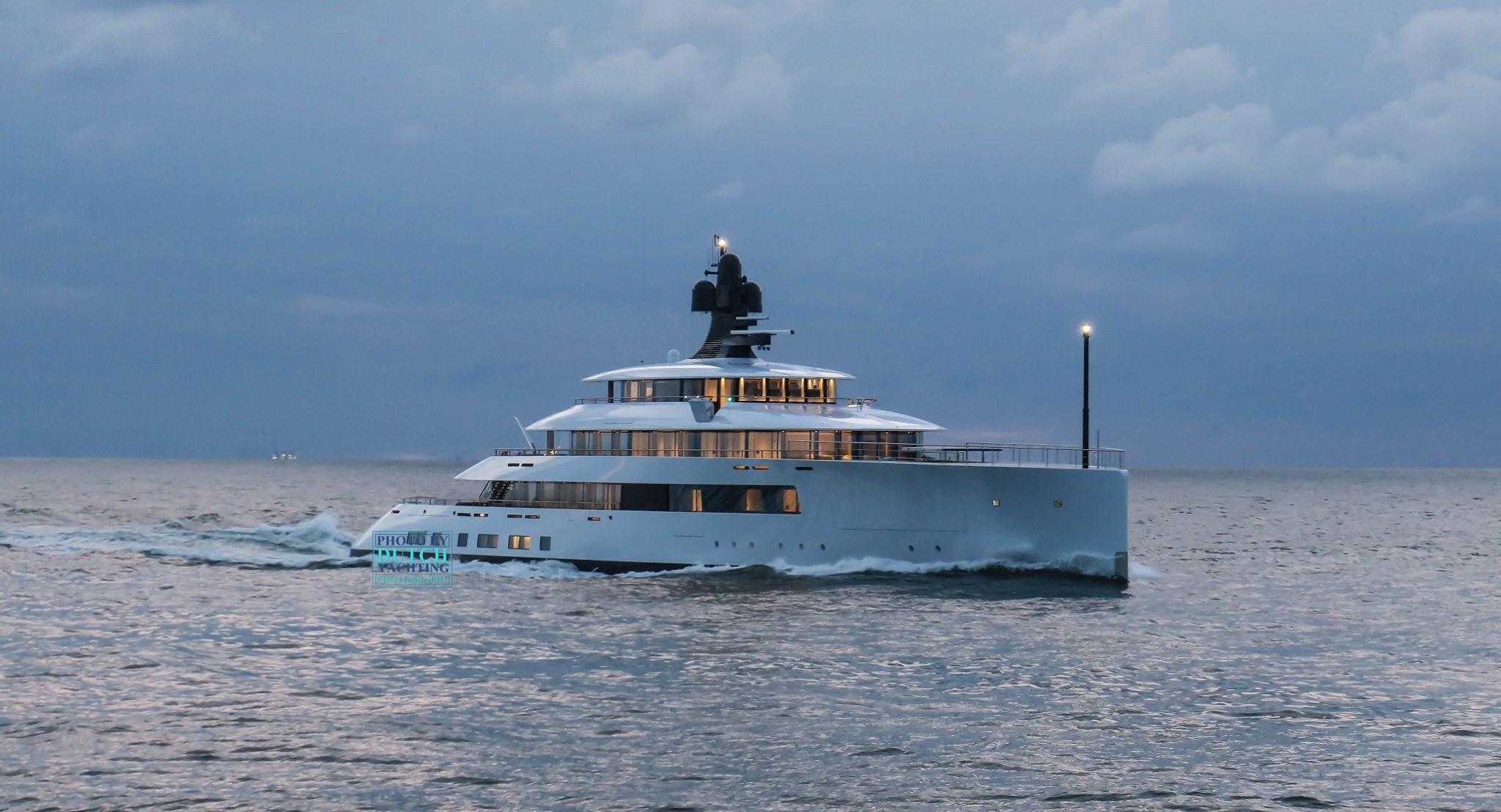 BCE Glass - SYZYGY 818 by Royal Van Lent Shipyard (Feadship)