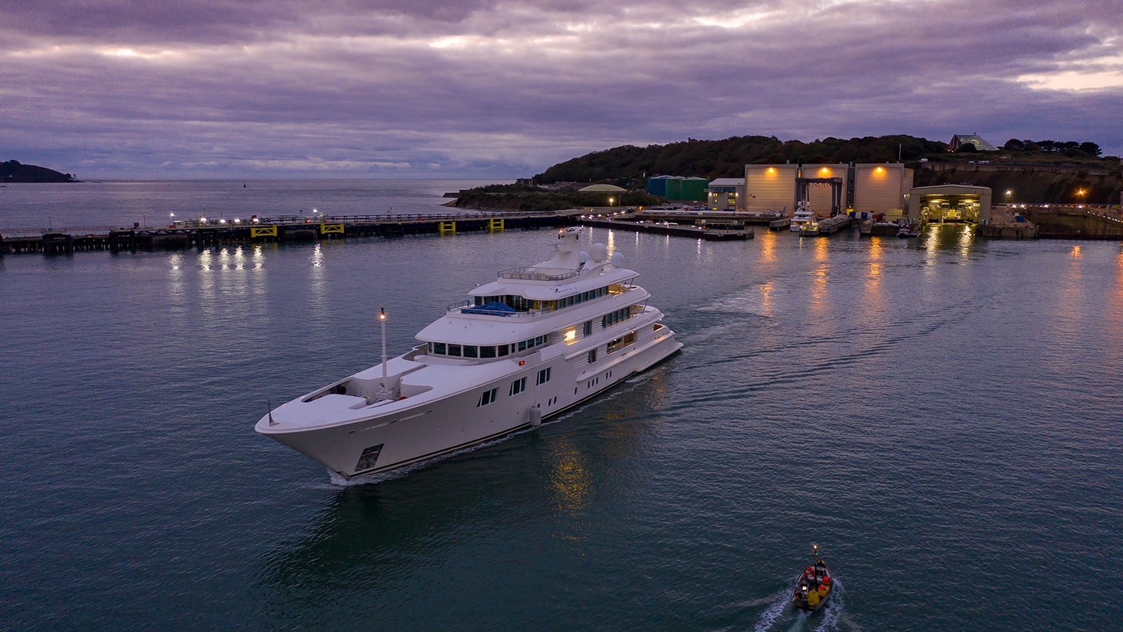 superyacht winter refit