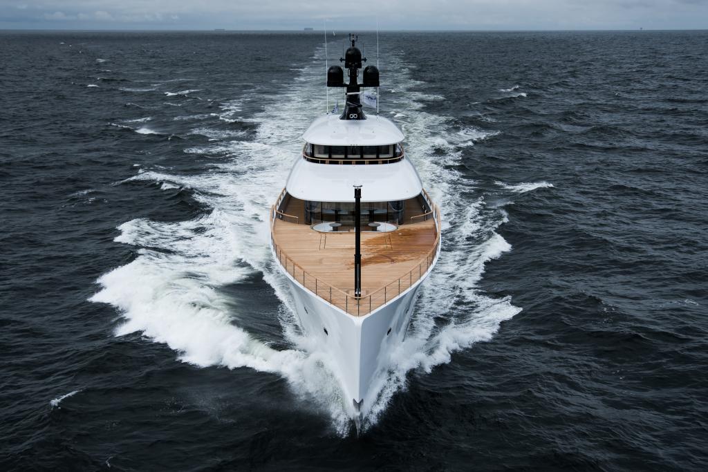 BCE Glass - SYZYGY 818 by Royal Van Lent Shipyard (Feadship)