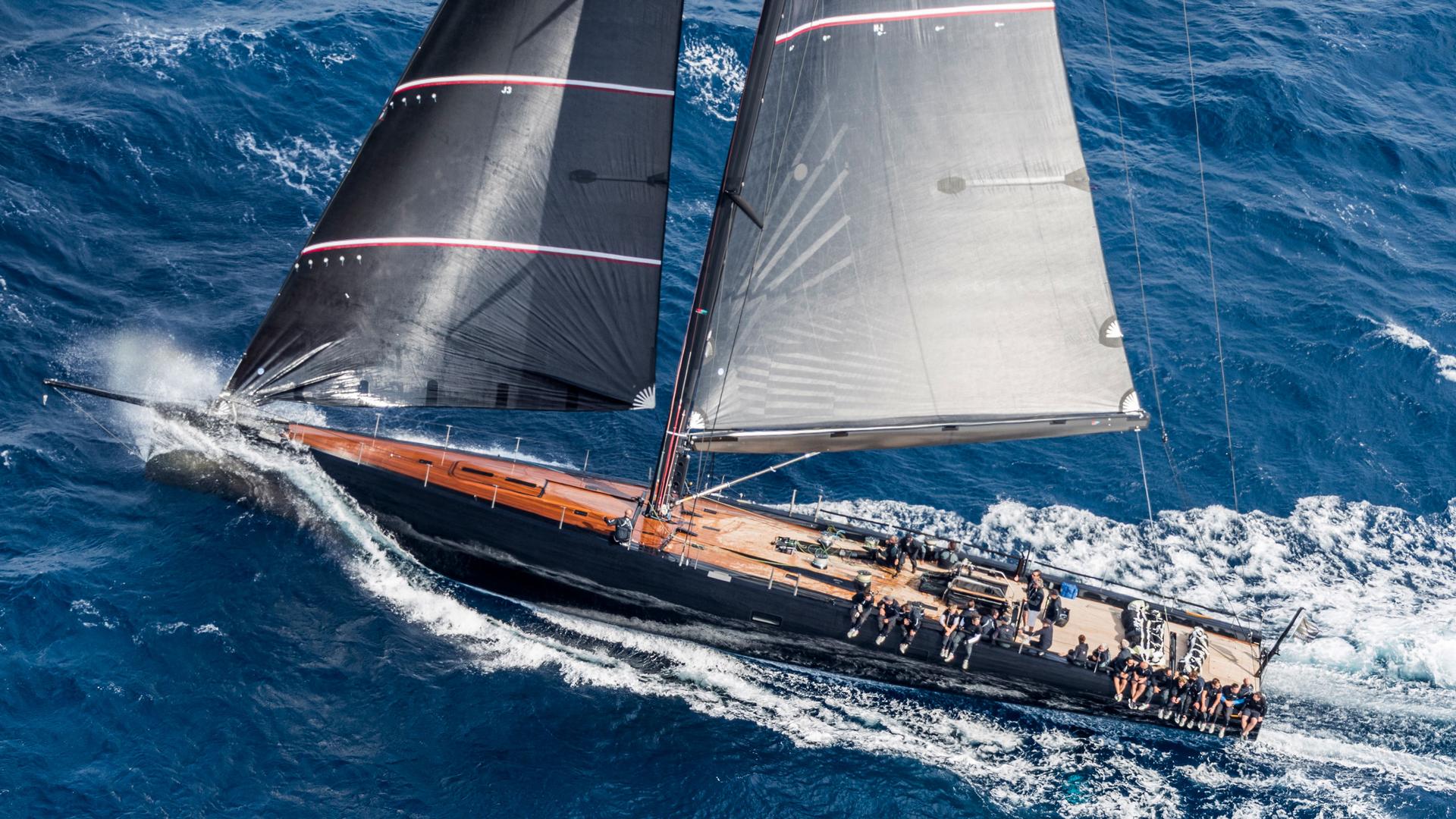 tango yacht mallorca