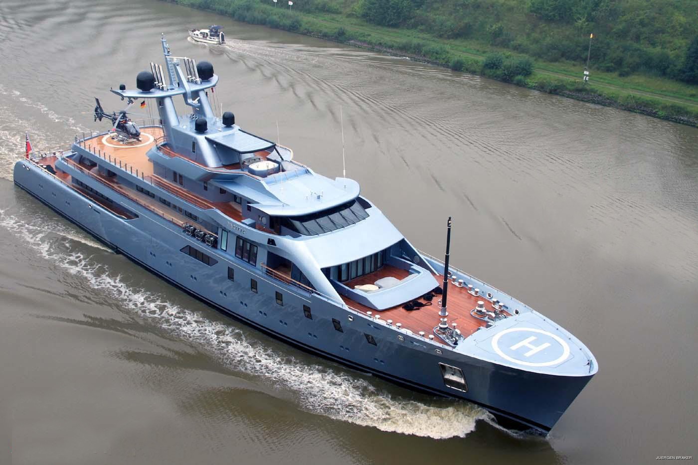 richest russian man yacht